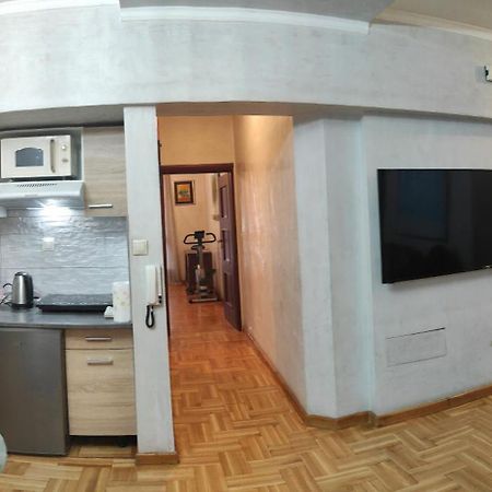 Elegant Luminous Downtown Apartment Tesalonika Bagian luar foto